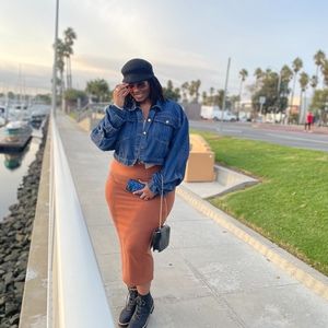 Meet your Posher, Nena